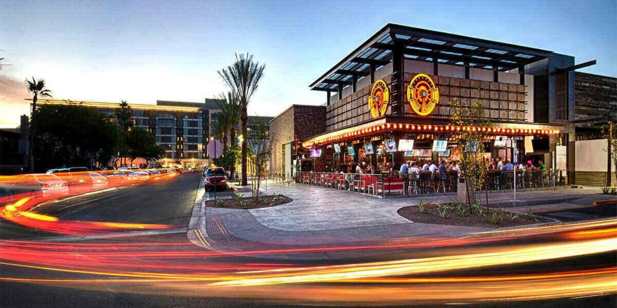 Pousada Perfect Friends Escape In Old Town With Pool Access And Roof Deck! Scottsdale