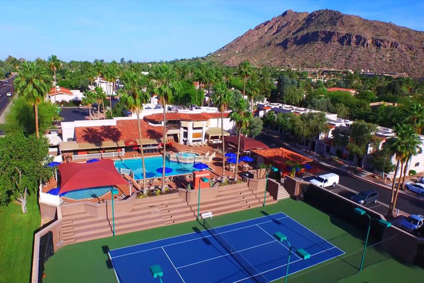 Perfect Friends Escape In Old Town With Pool Access And Roof Deck! Villa